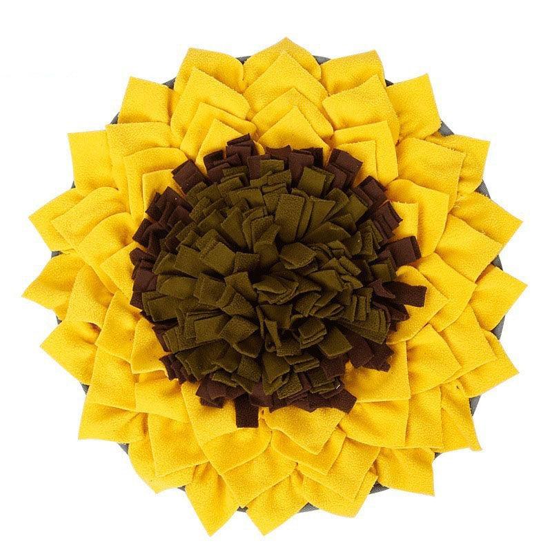 Interactive Pet Snack Feeding Mat: Engage Your Dog's Senses And Stimulate Their Mind